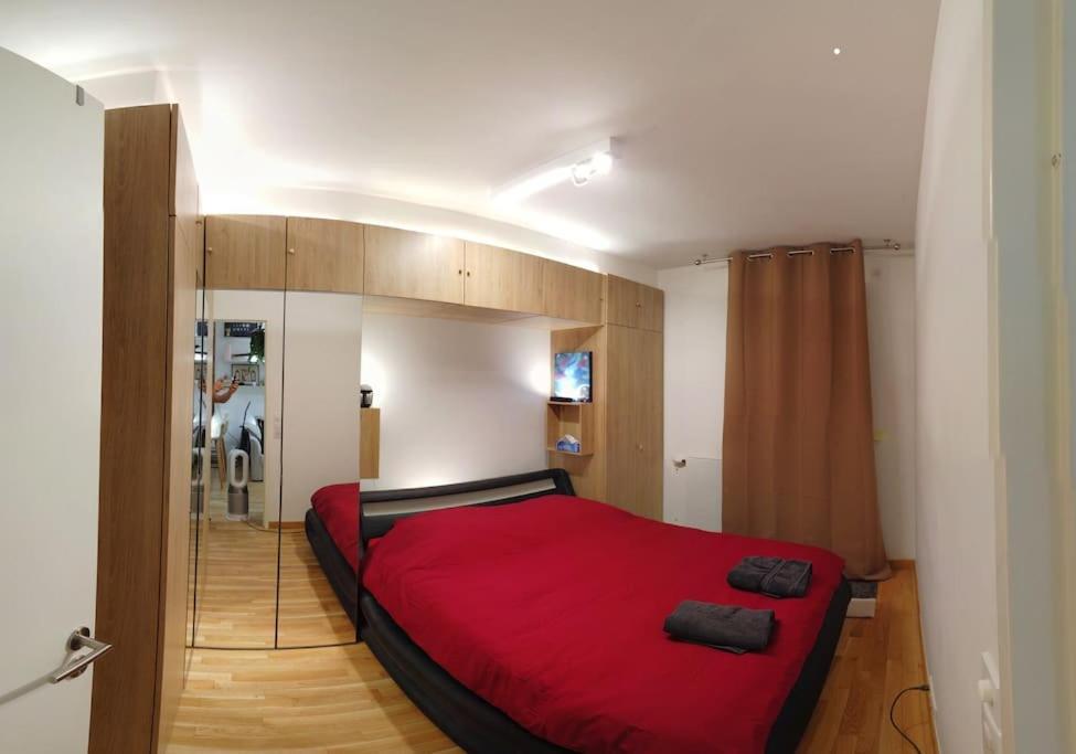 New Lux Smart 69m2,terrasse, Modern, Metro 13 Asnieres-sur-Seine